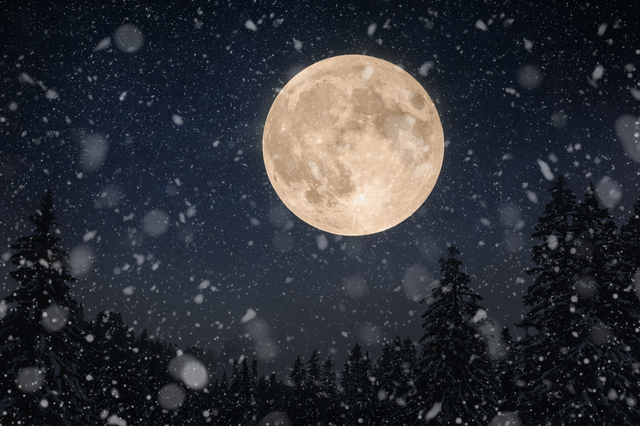 雪降る夜の満月 コールドムーン