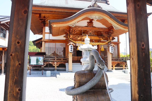 岩国白蛇神社