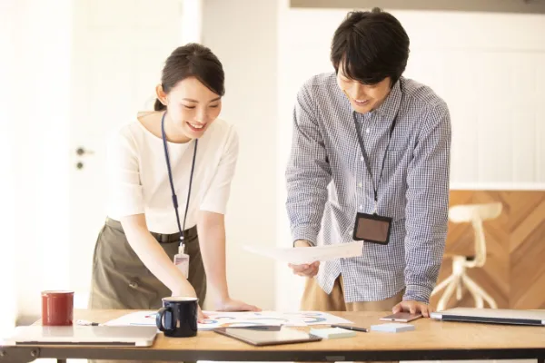 好意 勘違い 年下男性が惚れてるサインを本気度別で紹介