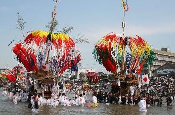 川渡り神幸祭