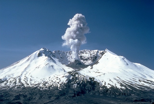 火山　噴火