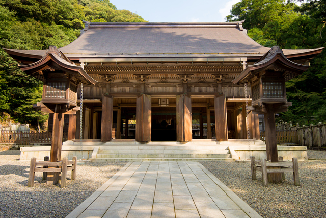 伊奈波神社
