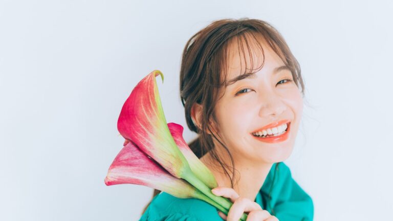 B型女性が好きな人にとる態度!脈ありサインやLINE・職場での行動を解説!