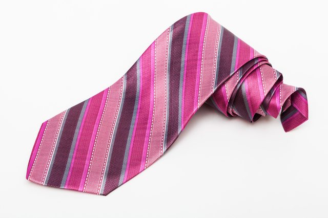 ピンクのネクタイ