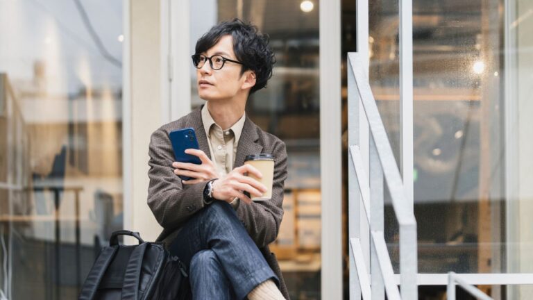 O型元彼から連絡きた!彼の今の気持ちやベストな対応って?