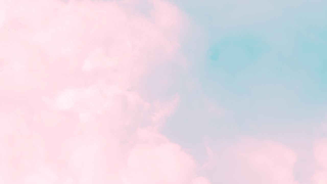 ピンクの雲を見るスピリチュアル意味