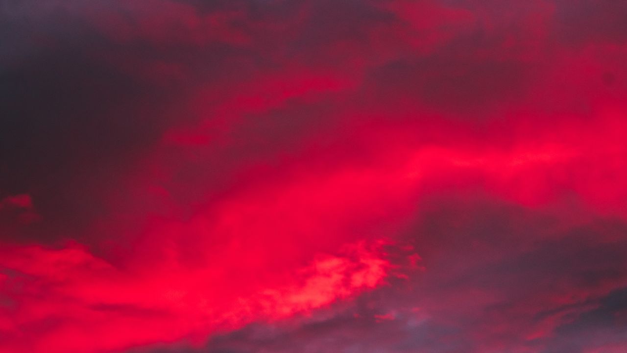 赤い雲を見たときのスピリチュアル