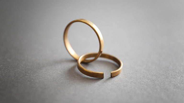 夫婦喧嘩は霊または霊的な攻撃を受けている可能性もある