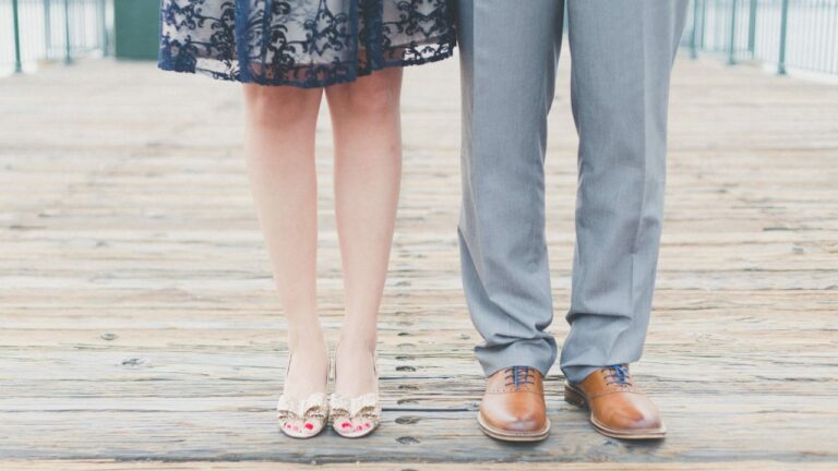 既婚者同士が惹かれ合う本当の理由
