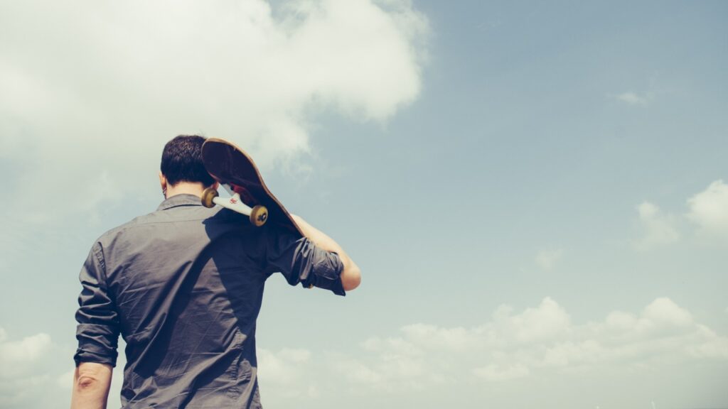 密かな好意を抱いている既婚男性の特徴