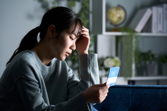 高額な商品・サービスへの誘導