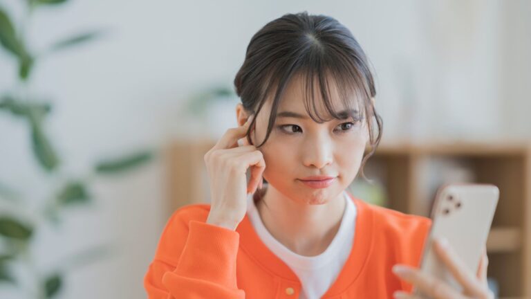 彼氏を信用できない直感は当たる？信用できない彼氏の特徴や理由・対処法などを解説！