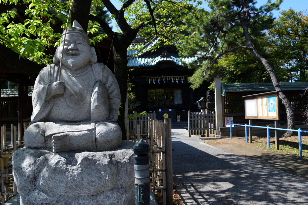 荏原神社の本殿と拝殿