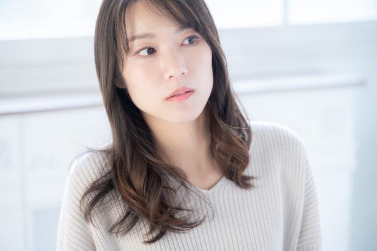 彼氏がなんとなく怪しい?浮気してるサイン16選と対処法
